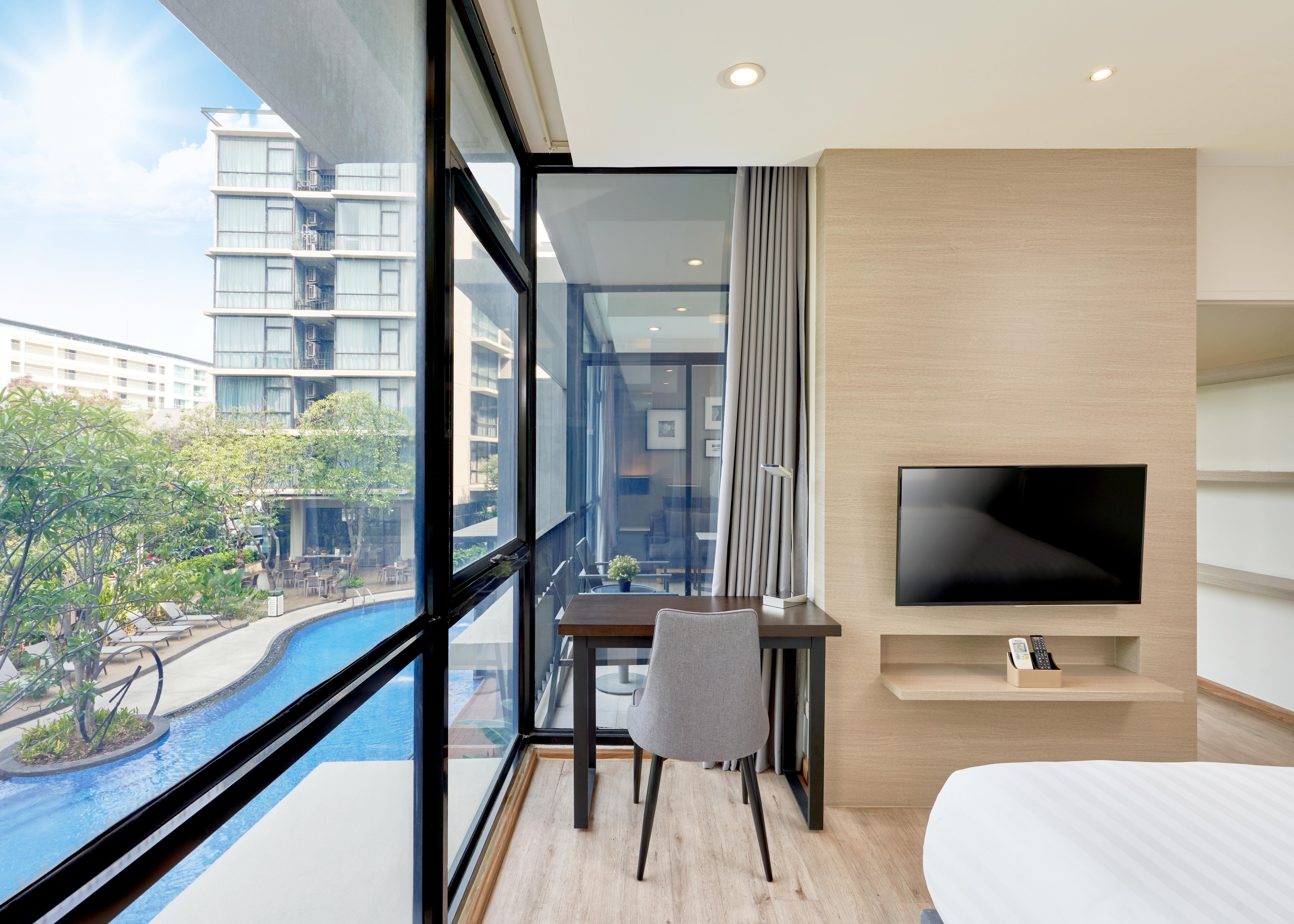 Altera Hotel And Residence By At Mind Pattaja Kültér fotó